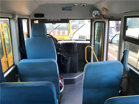 二手19座校車(chē)